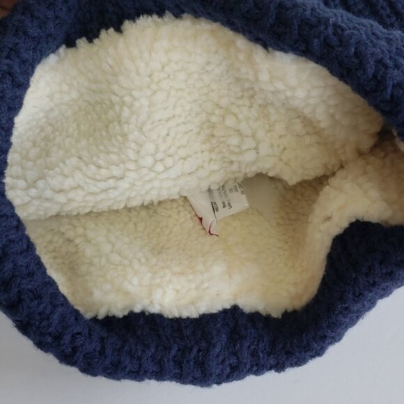 Levi's Cuff Faux Fur Lined Beanie Navy - Picture 4 of 4